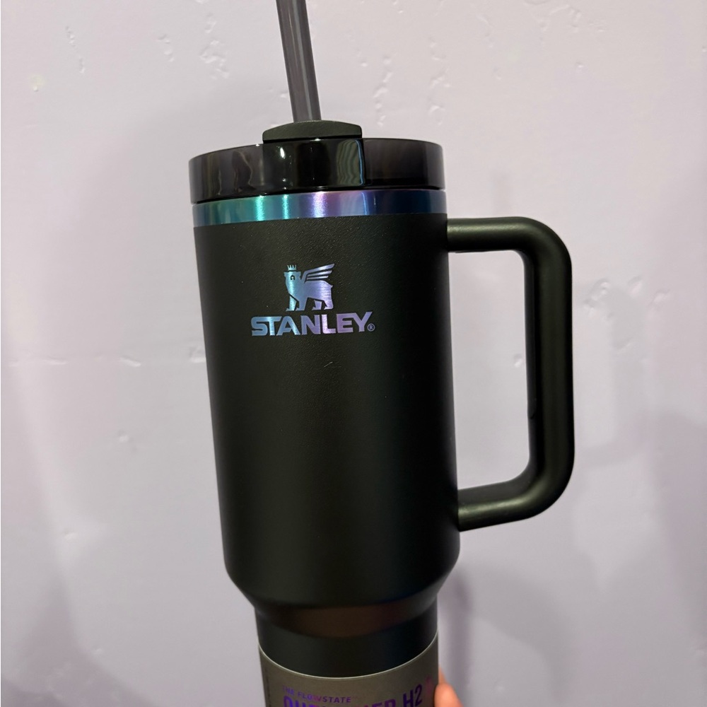 Stanley Black Chroma 40oz Tumbler BNWT